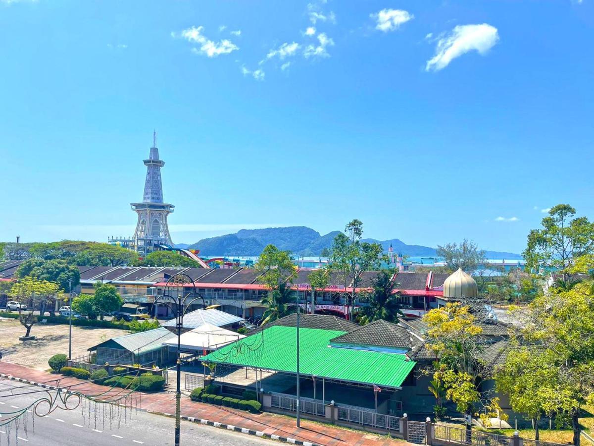 Citin Langkawi By Compass Hospitality Hotell Kuah Exteriör bild